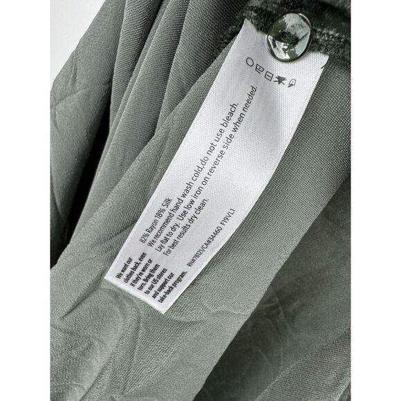 Eileen Fisher Green Size Petite Large Velvet Crinkle Front Button Top Silk Blend - Picture 5 of 5